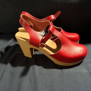 Swedish Hasbeen Red Leather Mary Jane Tstrap Clog Size 41